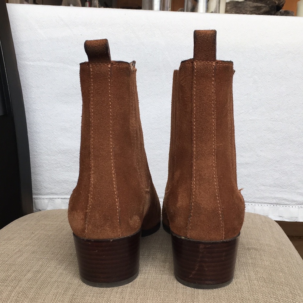 Banana Republic Brown Suede Ankle Boots - Picture 4 of 10